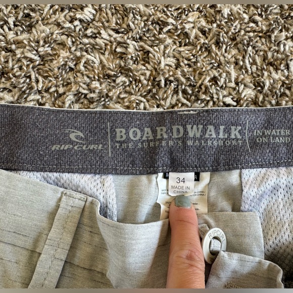 Men’s Gray Hybrid Rip Curl Shorts - Picture 3 of 7